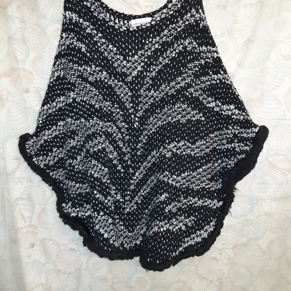 Alfred Dunner Poncho GUC